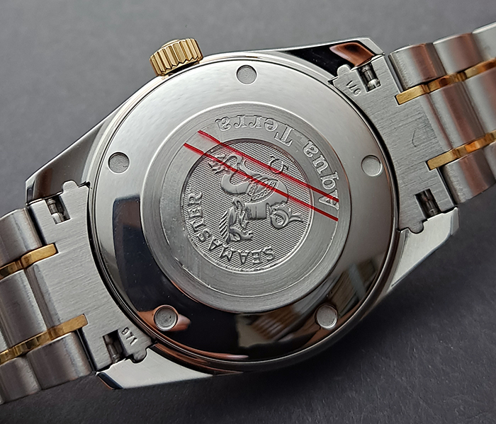 Midsize Omega Seamaster YG/SS Aqua Terra Quartz Wristwatch Ref. 2318.30